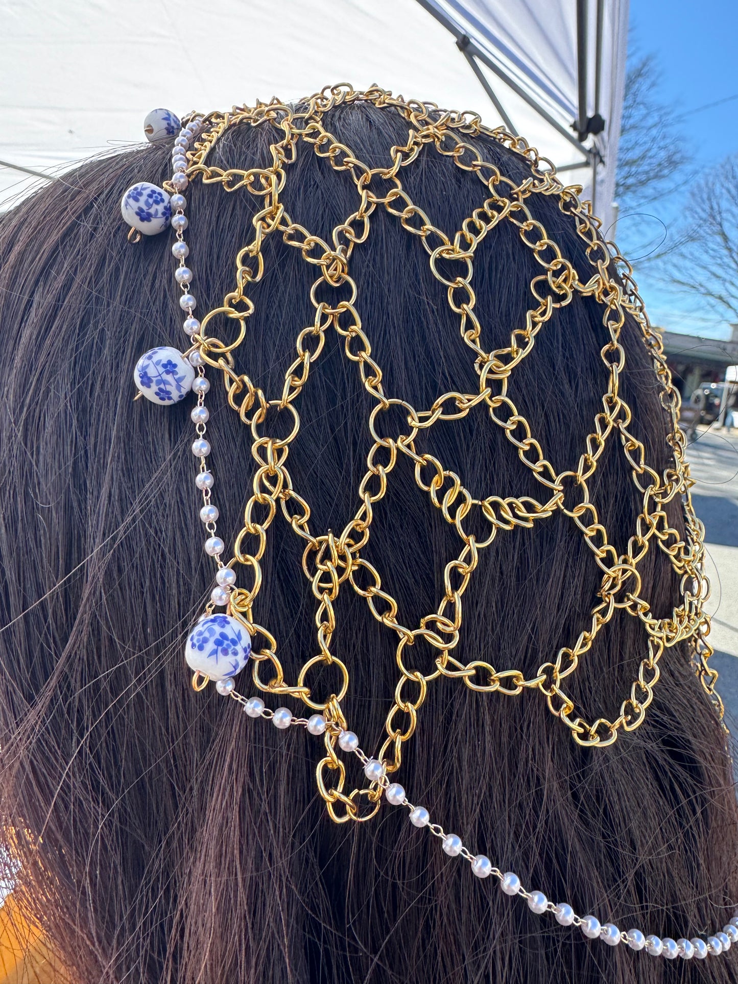 Fine China Gold Chainmail Veil with Peals